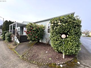 18485 Sw PACIFIC Dr 74, Tualatin, OR 97062