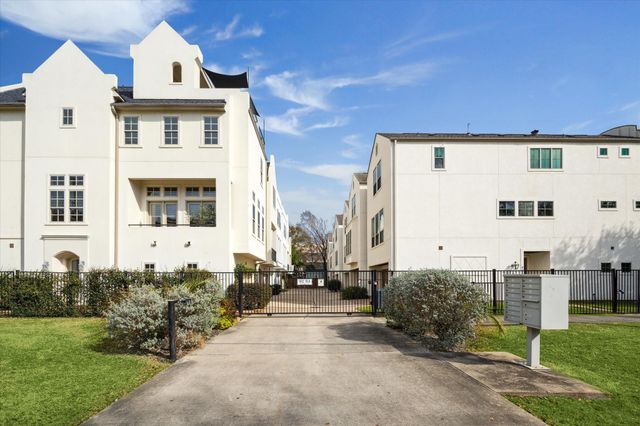 922 Patterson Street, Houston, TX 77007