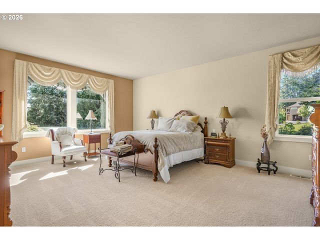 211 ALDERWOOD Dr, Chehalis, WA 98532
