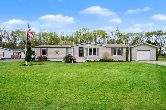 54720 Merry Drive, Elkhart, IN 46517