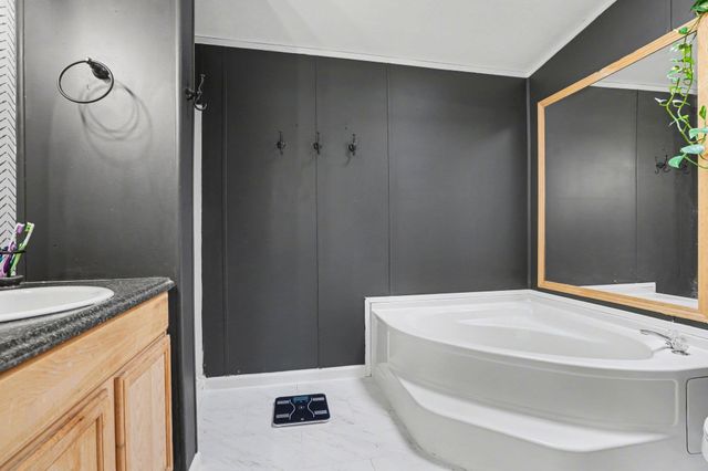 54720 Merry Drive, Elkhart, IN 46517