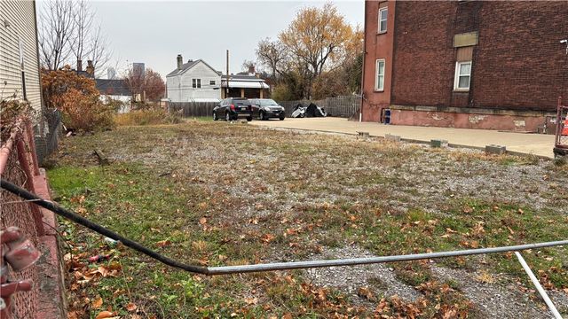 3247 Ward St, Oakland, PA 15213