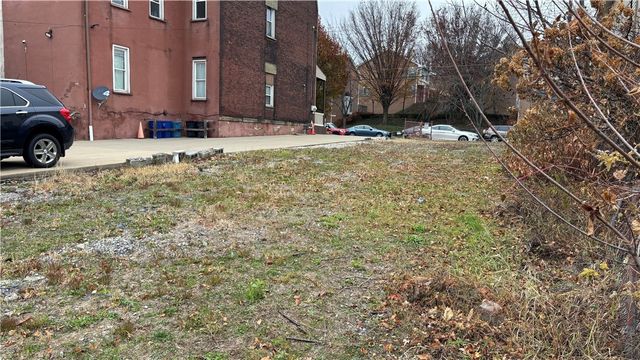 3247 Ward St, Oakland, PA 15213