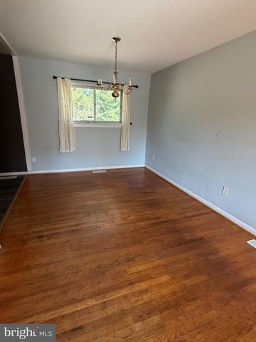 8703 REICHER ST, Hyattsville, MD 20785