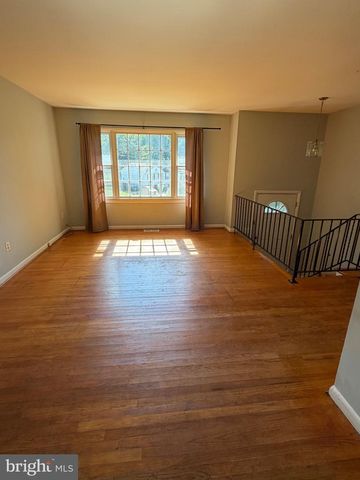 8703 REICHER ST, Hyattsville, MD 20785