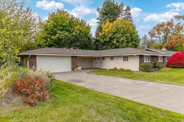 5910 S Crestline St, Spokane, WA 99223