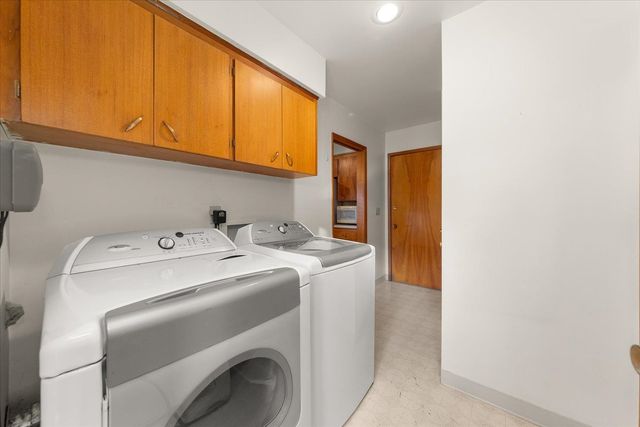 5910 S Crestline St, Spokane, WA 99223