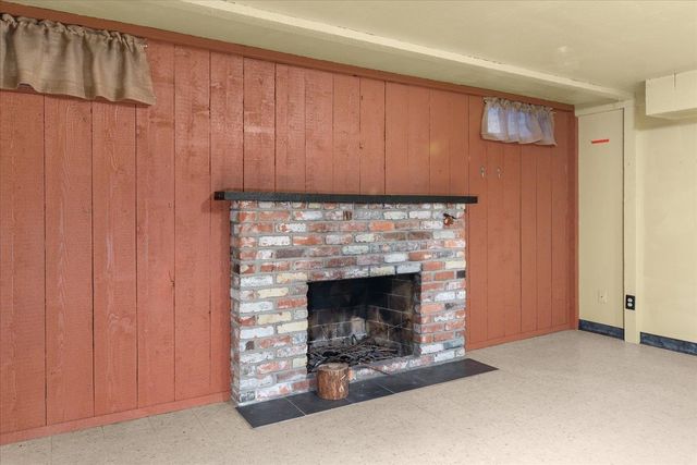 5910 S Crestline St, Spokane, WA 99223