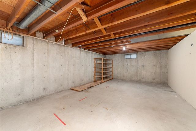 5910 S Crestline St, Spokane, WA 99223
