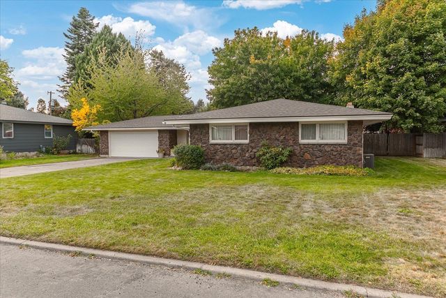 5910 S Crestline St, Spokane, WA 99223