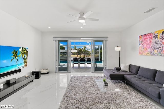 1030 NW 39th AVE, Cape Coral, FL 33993