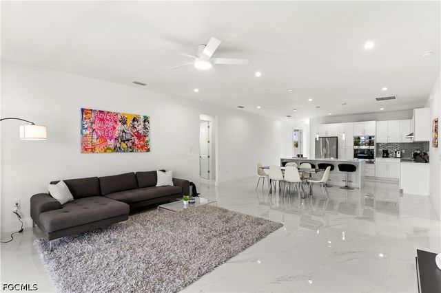 1030 NW 39th AVE, Cape Coral, FL 33993