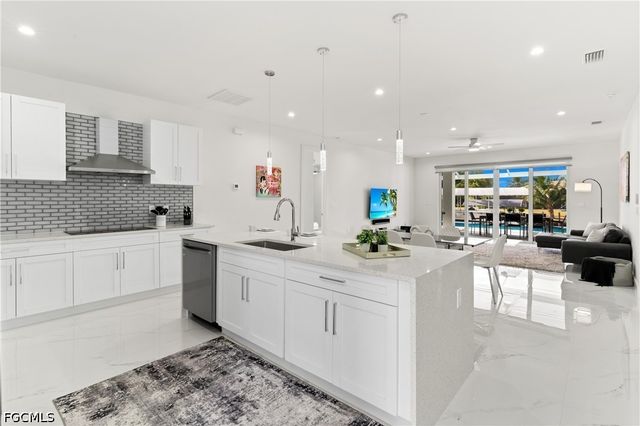 1030 NW 39th AVE, Cape Coral, FL 33993