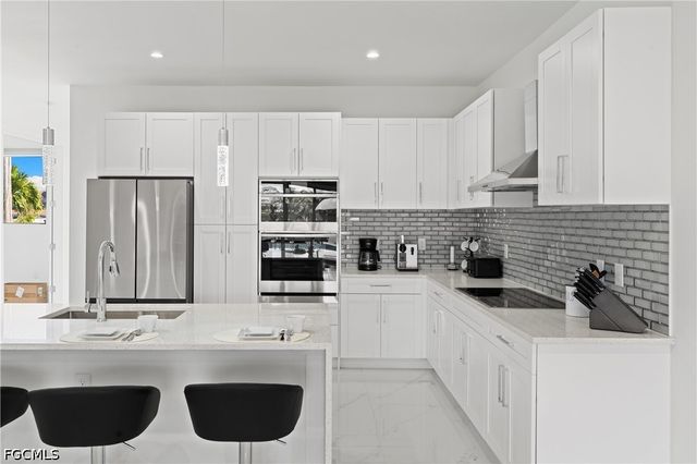 1030 NW 39th AVE, Cape Coral, FL 33993