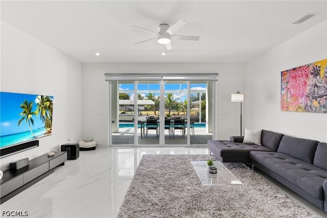 1030 NW 39th AVE, Cape Coral, FL 33993