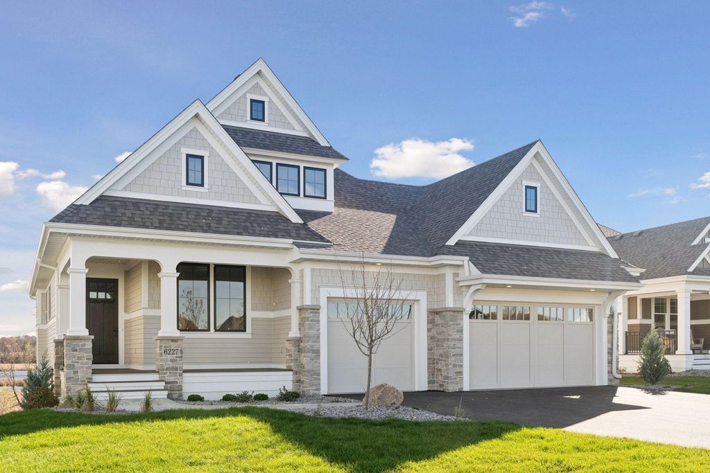 6227 Lakeside Drive, Victoria, MN 55318