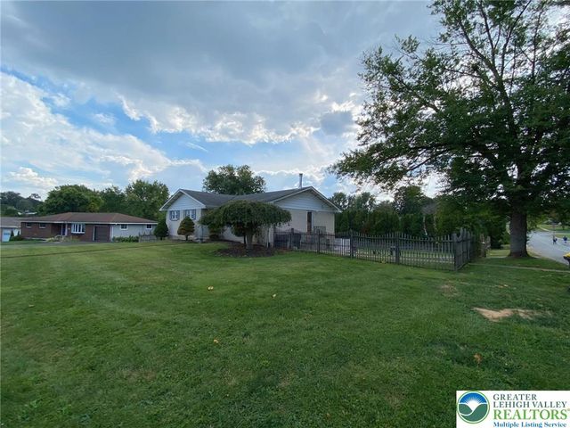 3979 Kenrick Drive, Bethlehem Twp, PA 18020