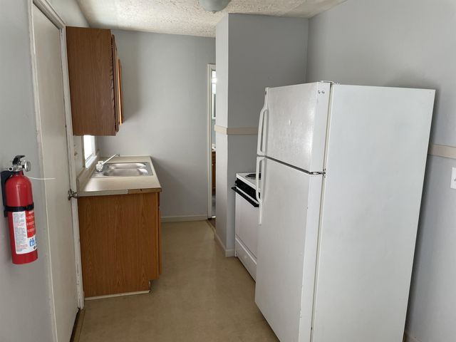 1703 S Glenn, Wichita, KS 67213