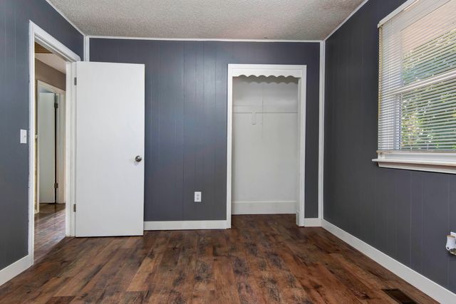 606 S Grandview Avenue, Springfield, MO 65802