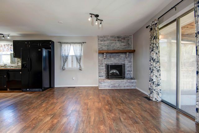 606 S Grandview Avenue, Springfield, MO 65802