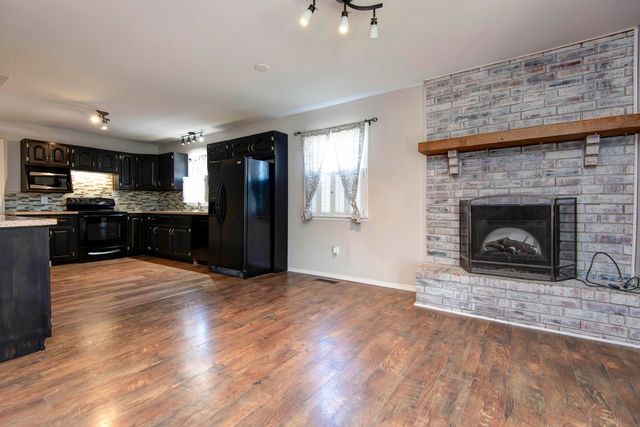 606 S Grandview Avenue, Springfield, MO 65802