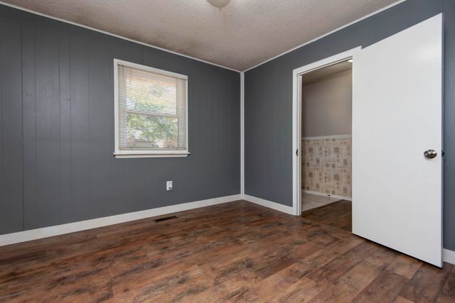 606 S Grandview Avenue, Springfield, MO 65802