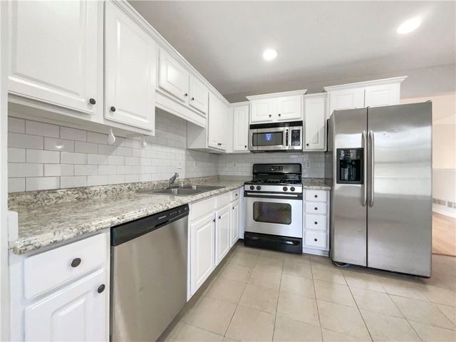 17 Cedars Glen Place, Villa Rica, GA 30180