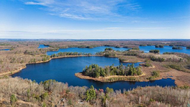 7760 N Thunder Point Rd, Hayward, WI 54843