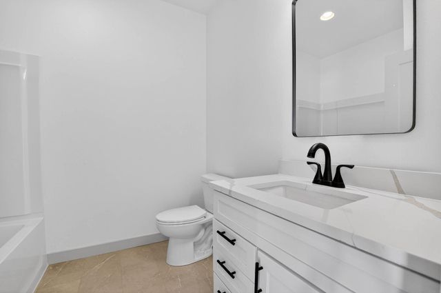 522 Sands Avenue, Janesville, IA 50647