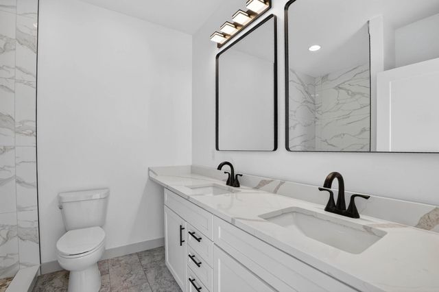 522 Sands Avenue, Janesville, IA 50647