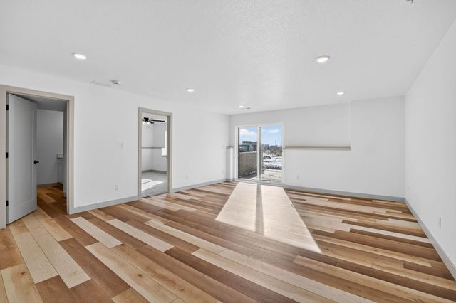 522 Sands Avenue, Janesville, IA 50647