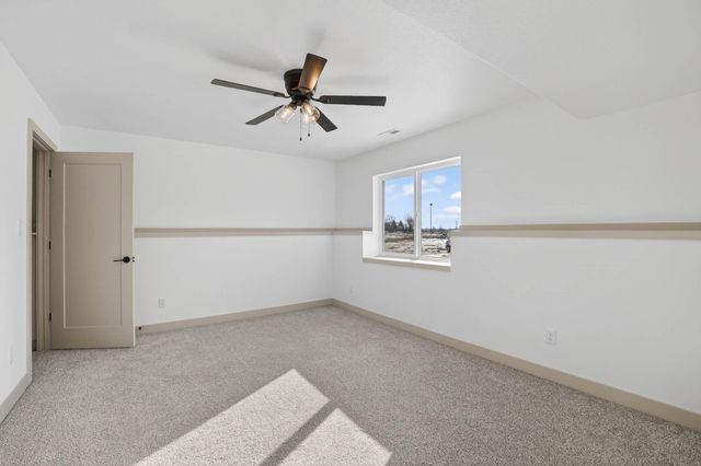 522 Sands Avenue, Janesville, IA 50647