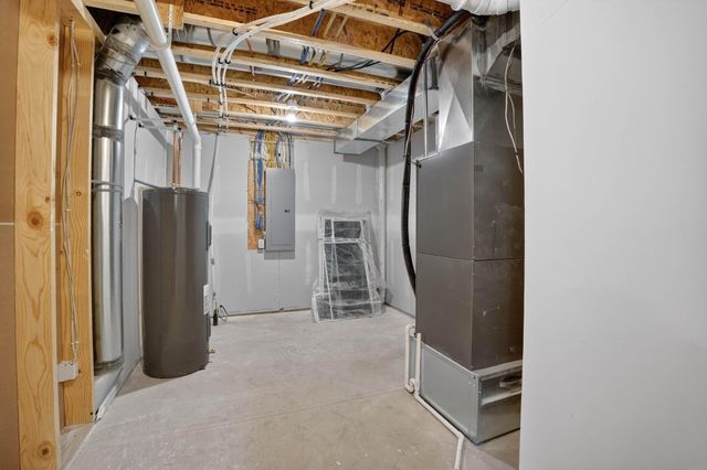 522 Sands Avenue, Janesville, IA 50647