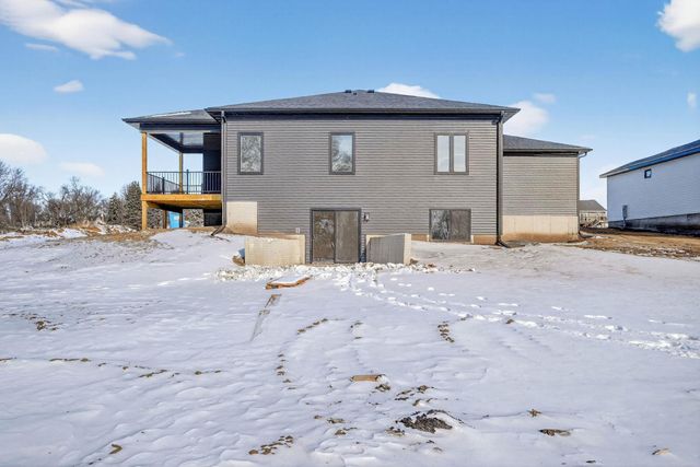 522 Sands Avenue, Janesville, IA 50647