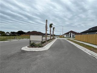 104 Amethyst St, Portland, TX 78374