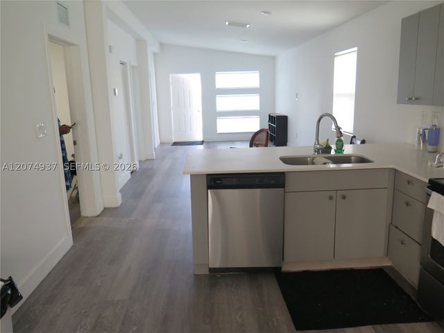 2290 SW 58th Ave, Miami, FL 33155