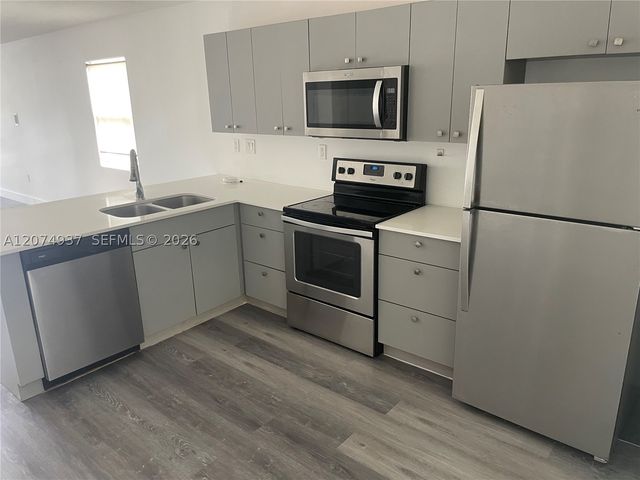2290 SW 58th Ave, Miami, FL 33155