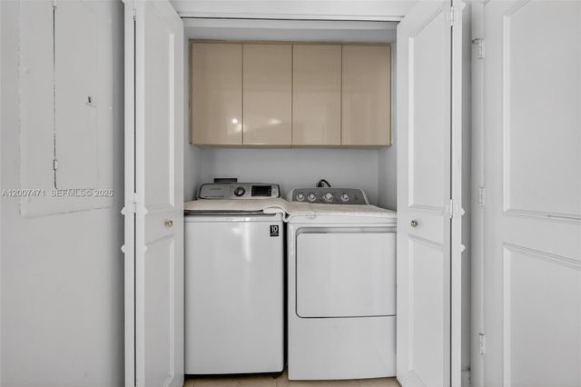 3000 Island Blvd 2305, Aventura, FL 33160