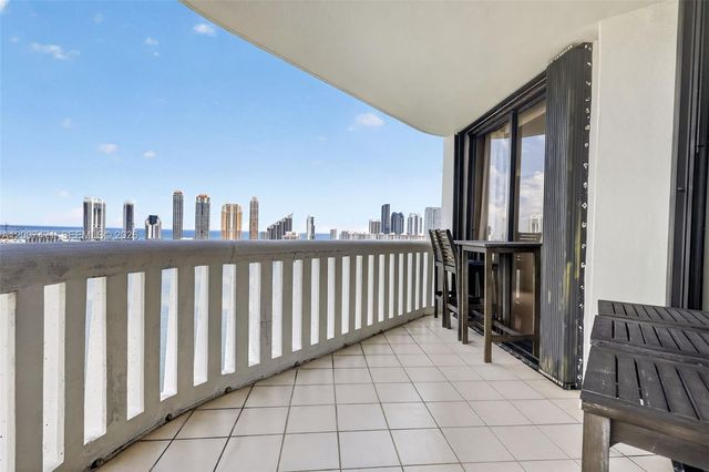 3000 Island Blvd 2305, Aventura, FL 33160