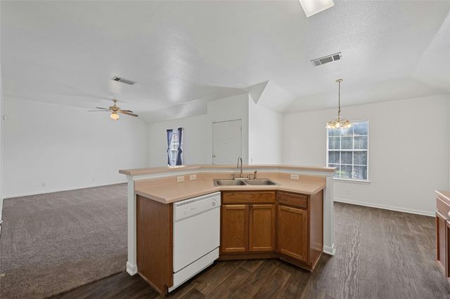 3201 El Salido PKWY Bldg E, Cedar Park, TX 78613