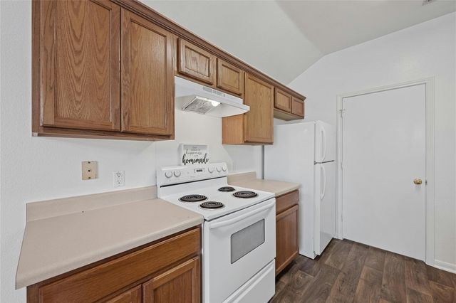 3201 El Salido PKWY Bldg E, Cedar Park, TX 78613