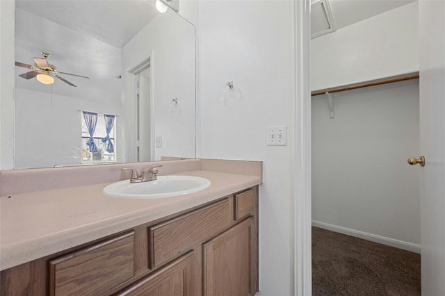 3201 El Salido PKWY Bldg E, Cedar Park, TX 78613