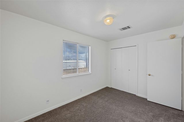 3201 El Salido PKWY Bldg E, Cedar Park, TX 78613