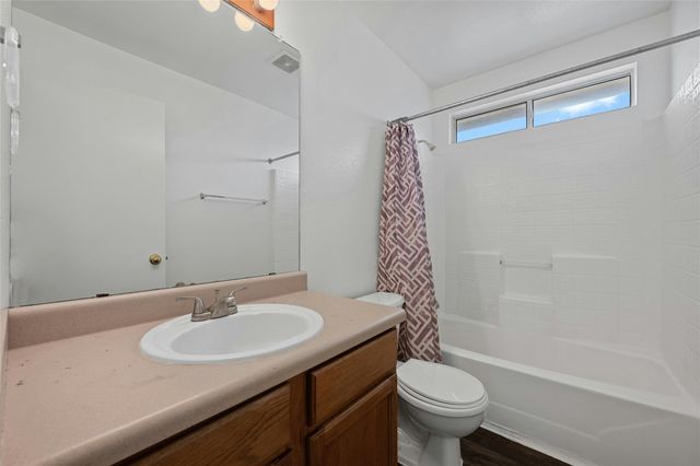 3201 El Salido PKWY Bldg E, Cedar Park, TX 78613