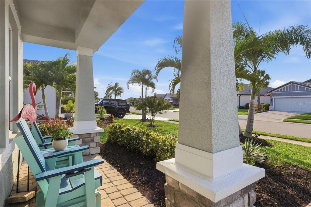 Image 15 of property listing at 17727 SAVORY MIST CIRCLE, Bradenton, FL 34211