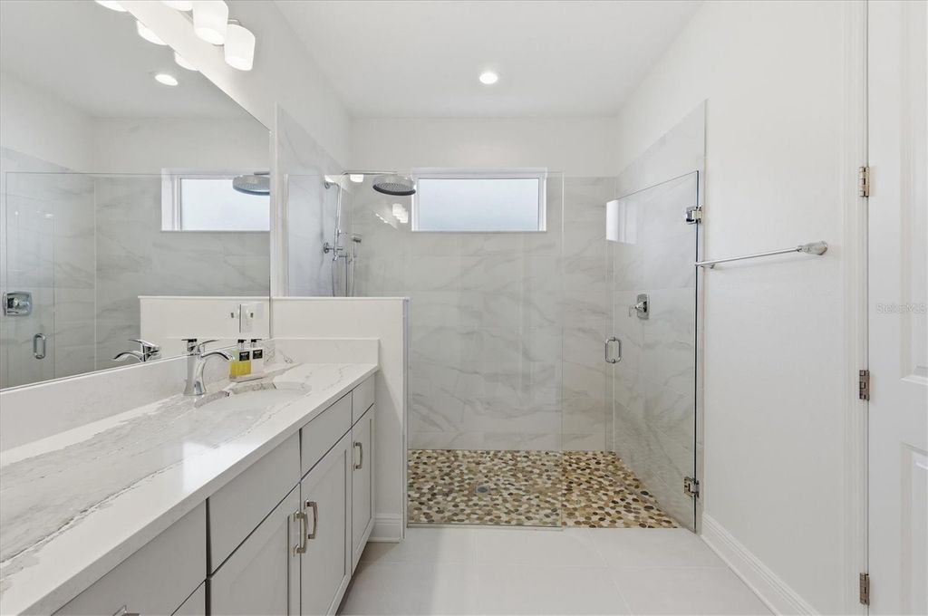 Image 34 of property listing at 17727 SAVORY MIST CIRCLE, Bradenton, FL 34211