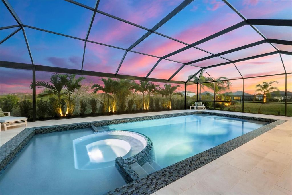 Image 6 of property listing at 17727 SAVORY MIST CIRCLE, Bradenton, FL 34211