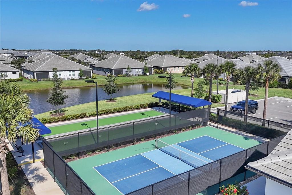 Image 57 of property listing at 17727 SAVORY MIST CIRCLE, Bradenton, FL 34211