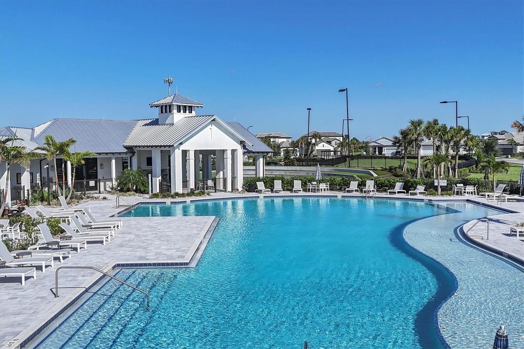 Image 62 of property listing at 17727 SAVORY MIST CIRCLE, Bradenton, FL 34211