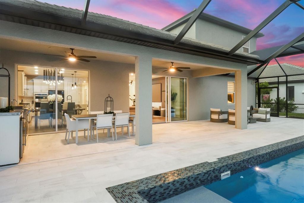 Image 10 of property listing at 17727 SAVORY MIST CIRCLE, Bradenton, FL 34211